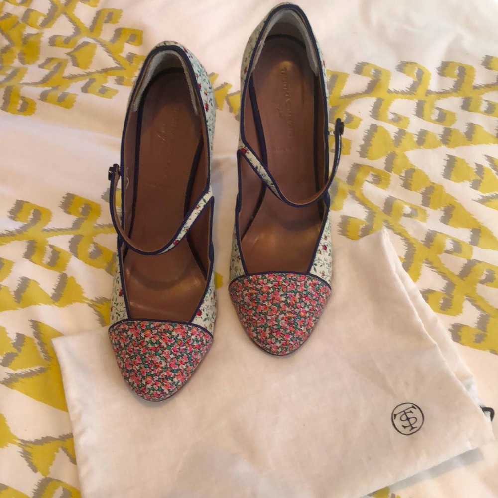 Tabitha Simmons mary jane shoes, pumps!